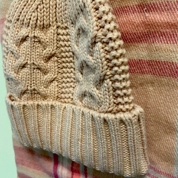 Hat and Scarf Set - Picture 2 of 2